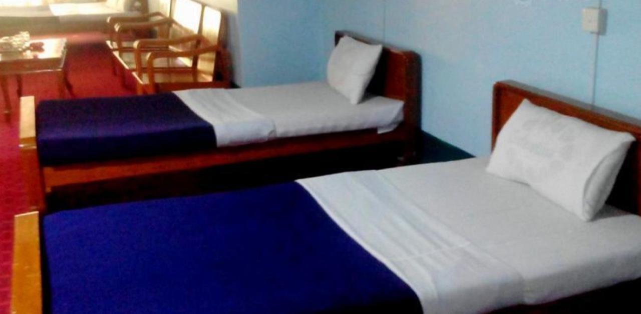 Smile Motel Pyay Exterior foto